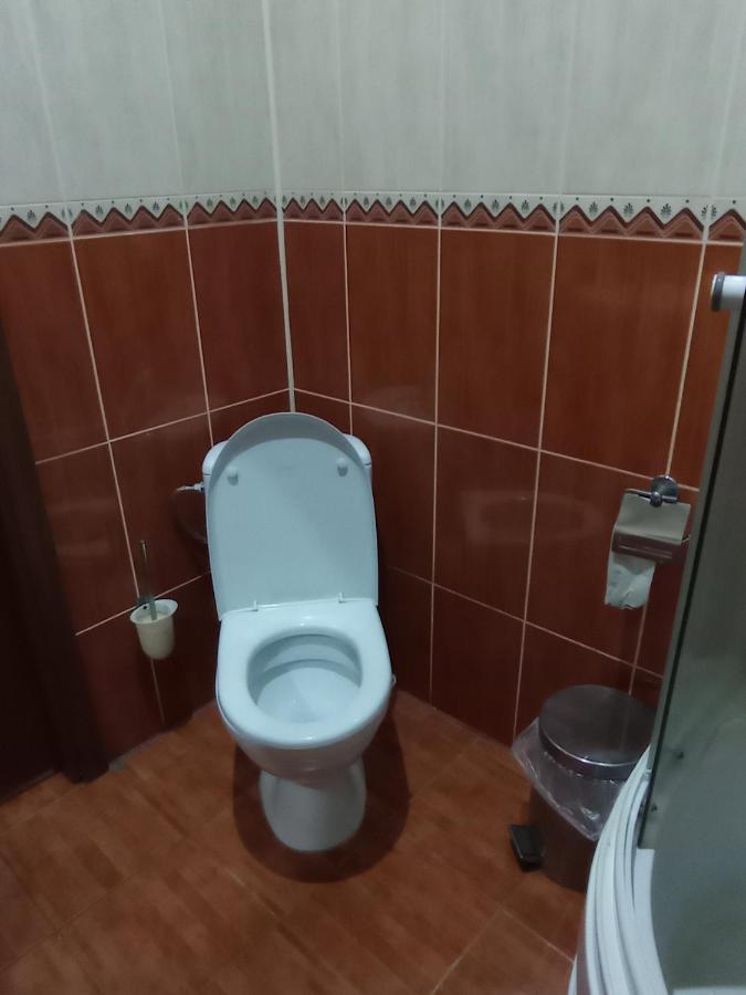 Готель Панський Двір Неслухів Екстер'єр фото